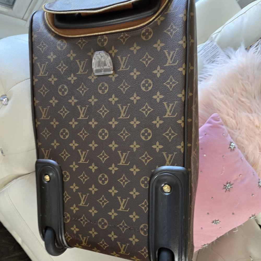Louis Vuitton Eole 50 Monogram Carry-on Luggage - Picture 9 of 16
